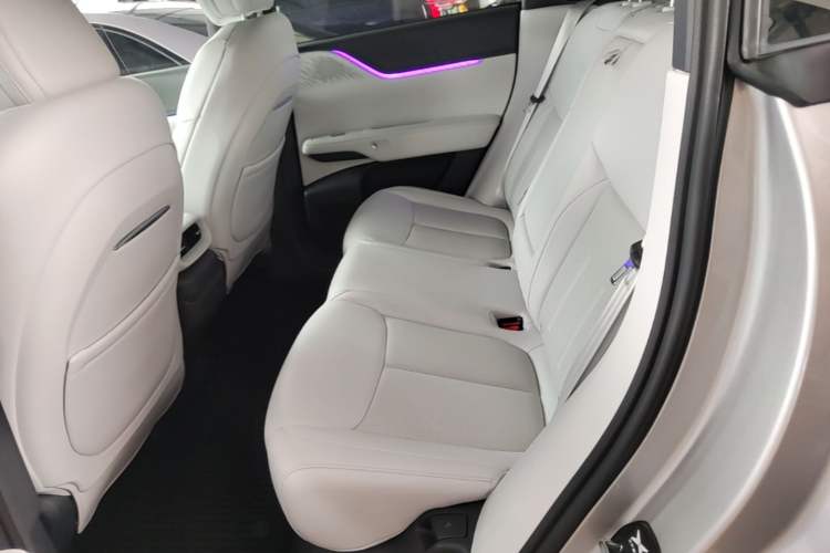 Used XPeng G6 2025 625 Long-Range Max Flagship Edition Left Rear Seat