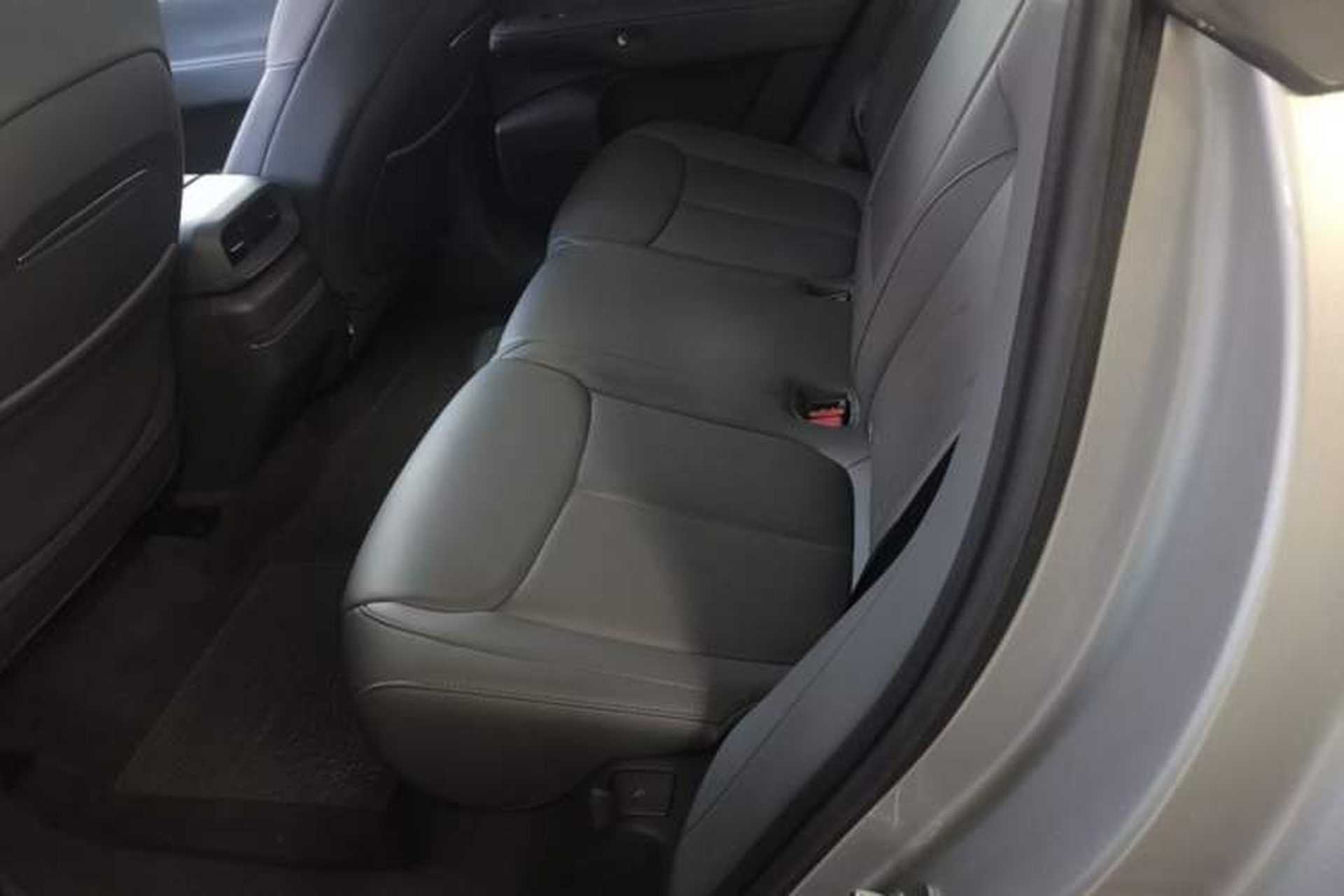 Used XPeng G6 2025 625 Long-Range Max Flagship Edition Left Rear Seat