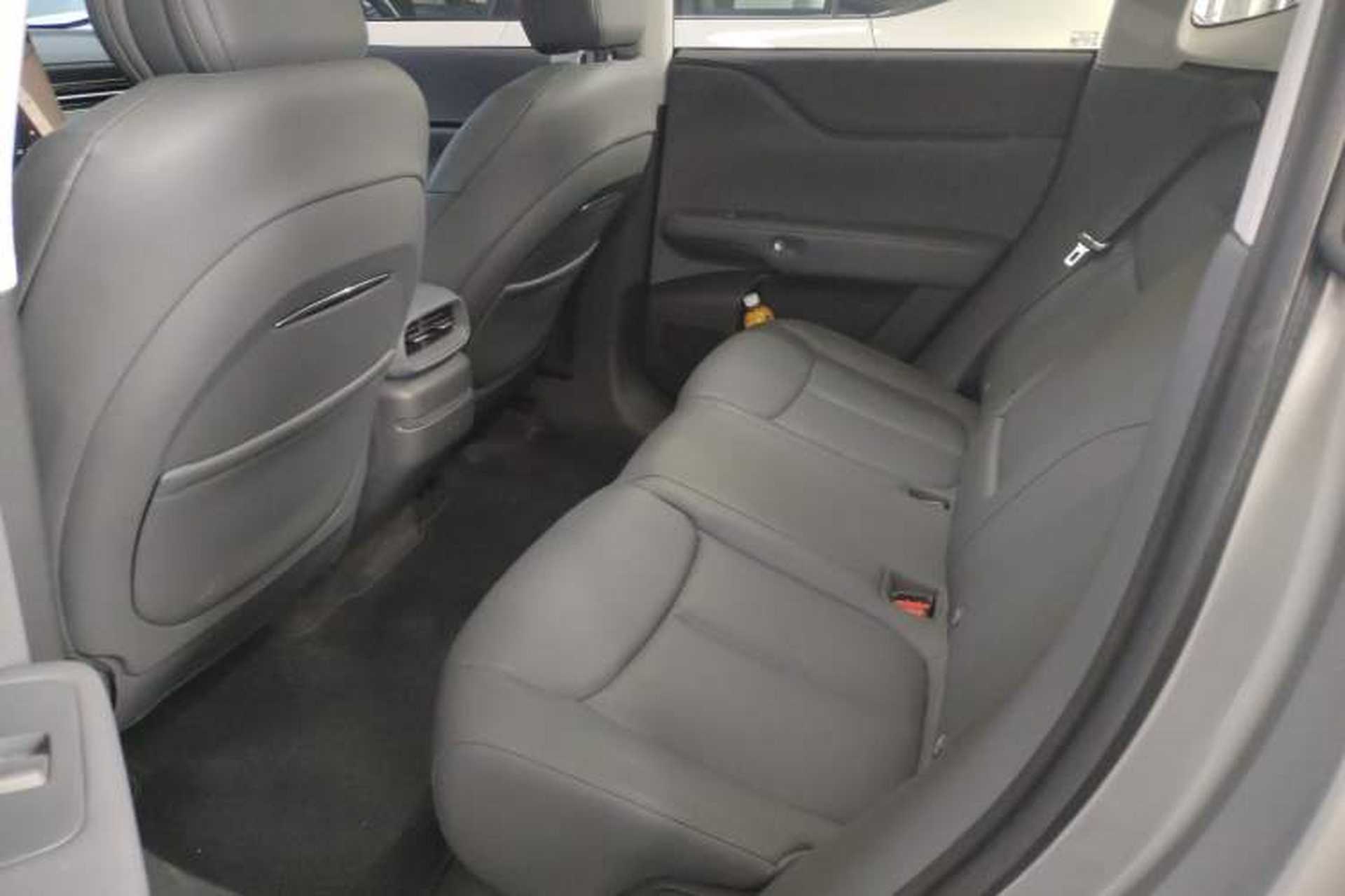 Used XPeng G6 2025 625 Long-Range Max Flagship Edition Left Rear Seat