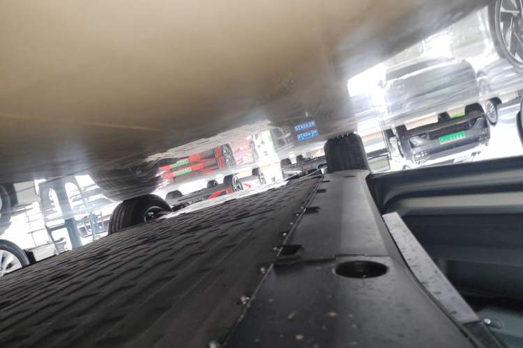 Used XPeng G6 2025 625 Long-Range Max Tech Edition Left Side Sill