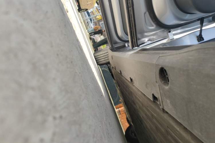 Used XPeng G6 2025 625 Long-Range Max Tech Edition Left Side Sill