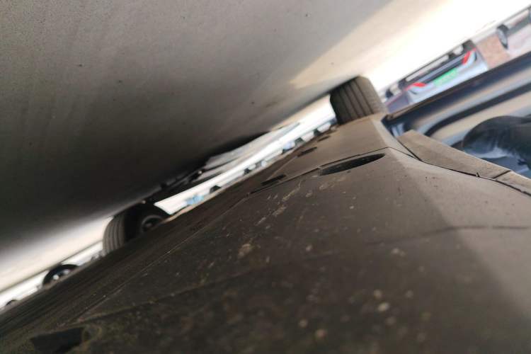 Used XPeng G6 2025 625 Long-Range Max Tech Edition Left Side Sill
