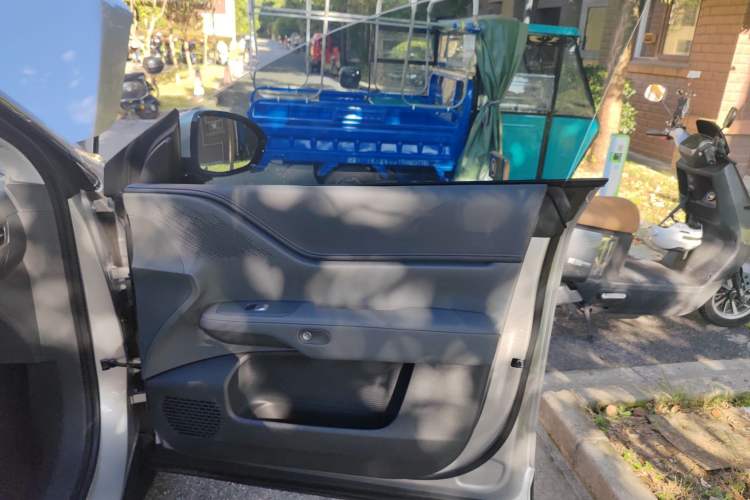 Used XPeng G6 2025 625 Long-Range Max Tech Edition Right Front Door Interior
