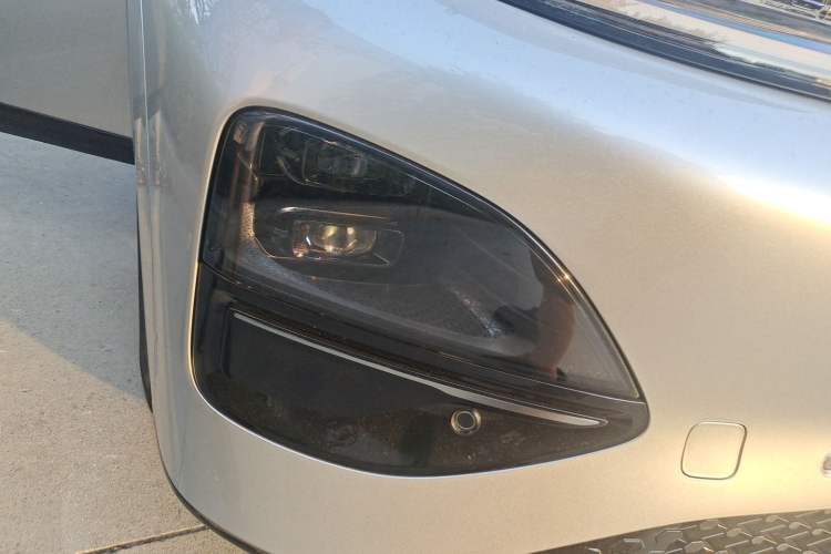 Used XPeng G6 2025 625 Long-Range Max Tech Edition Right Front Headlight