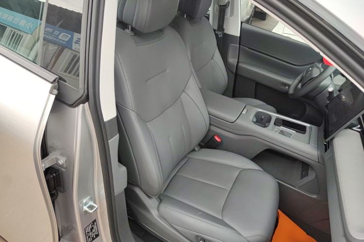 Used XPeng G6 2025 625 Long-Range Max Flagship Edition Right Front Seat