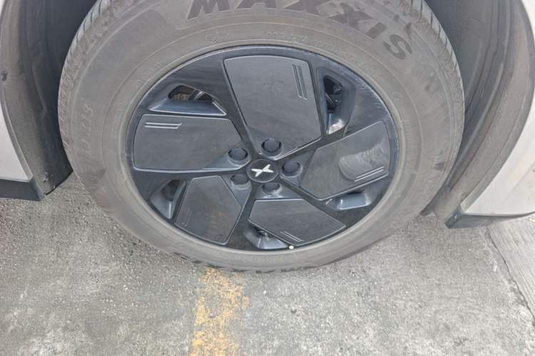 Used XPeng G6 2025 625 Long-Range Max Flagship Edition Right Front Wheel Hub