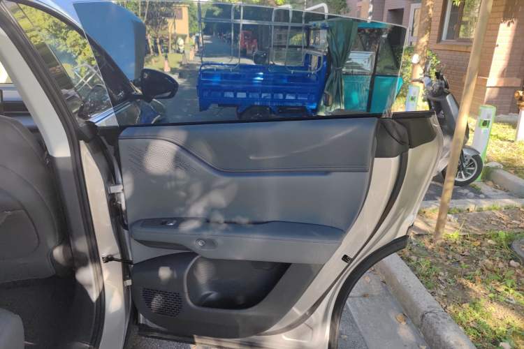 Used XPeng G6 2025 625 Long-Range Max Tech Edition Right Rear Door Interior