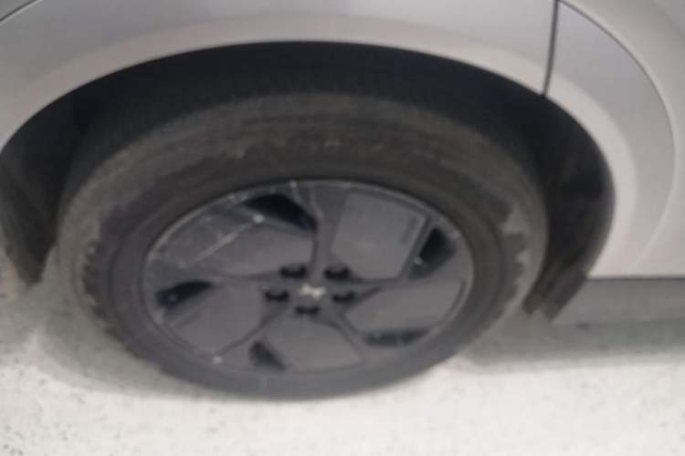 Used XPeng G6 2025 625 Long-Range Max Flagship Edition Right Rear Wheel Hub