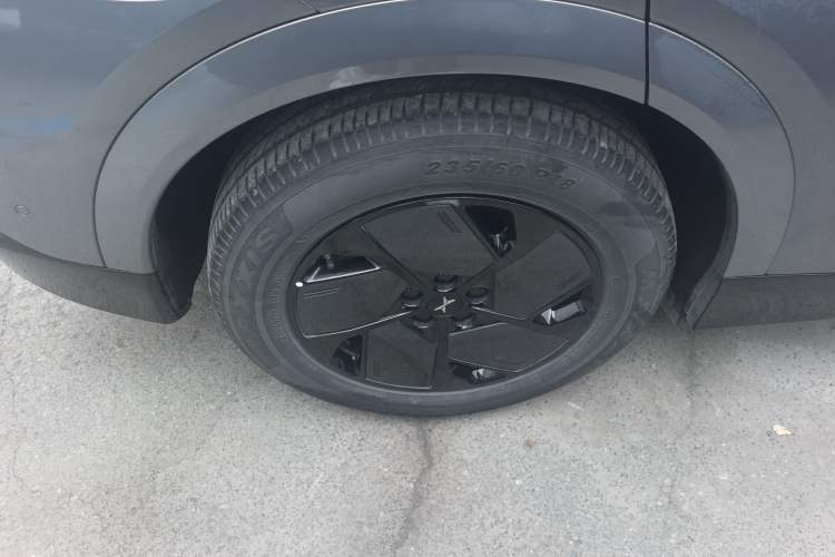 Used XPeng G6 2025 625 Long-Range Max Flagship Edition Right Rear Wheel Hub