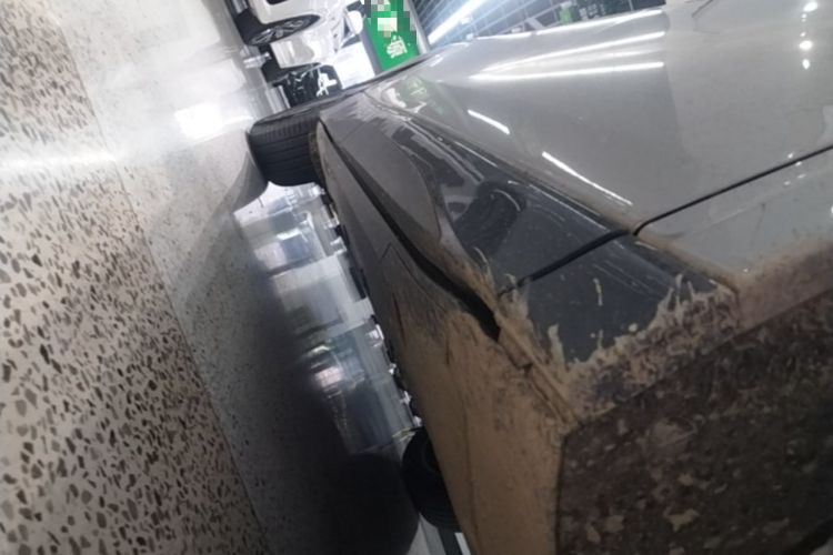 Used XPeng G6 2025 625 Long-Range Max Flagship Edition Right Side Sill