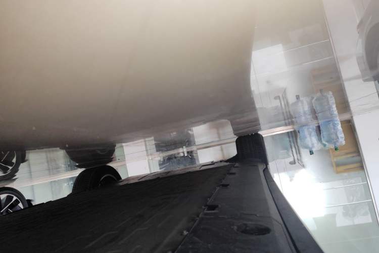 Used XPeng G6 2025 625 Long-Range Max Tech Edition Right Side Sill
