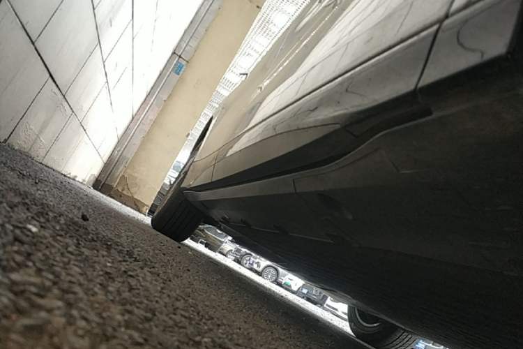 Used XPeng G6 2025 625 Long-Range Max Flagship Edition Right Side Sill