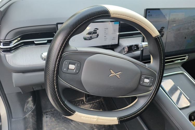Used XPeng G6 2025 625 Long-Range Max Tech Edition Steering Wheel