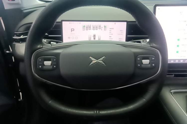 Used XPeng G6 2025 625 Long-Range Max Tech Edition Steering Wheel