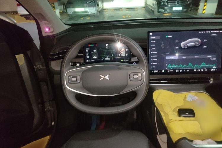Used XPeng G6 2025 625 Long-Range Max Flagship Edition Steering Wheel