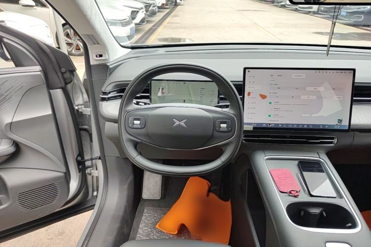 Used XPeng G6 2025 625 Long-Range Max Flagship Edition Steering Wheel