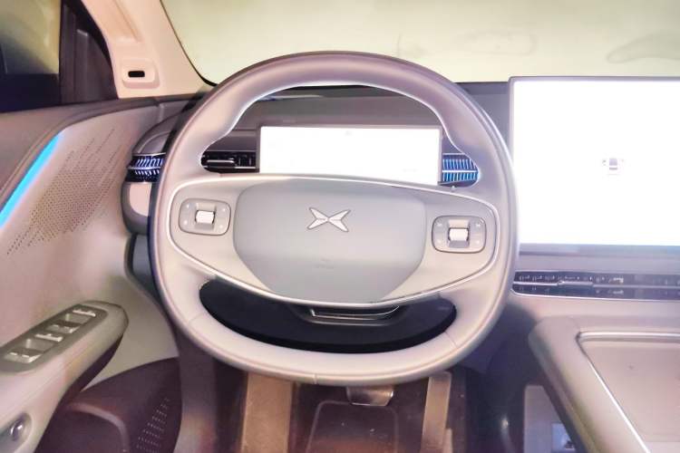Used XPeng G6 2025 625 Long-Range Max Tech Edition Steering Wheel