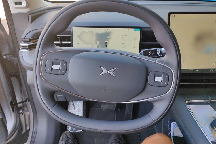 Used XPeng G6 2025 625 Long-Range Max Tech Edition Steering Wheel
