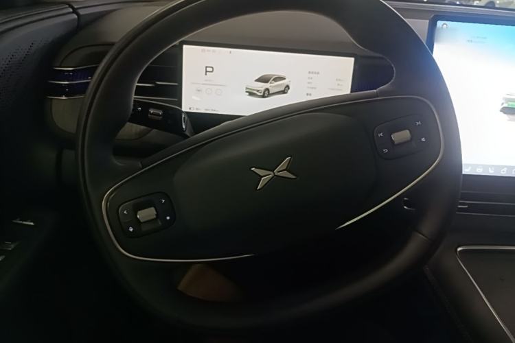 Used XPeng G6 2025 625 Long-Range Max Flagship Edition Steering Wheel