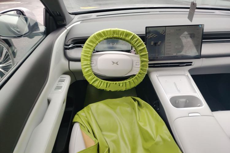 Used XPeng G6 2025 625 Long-Range Max Tech Edition Steering Wheel