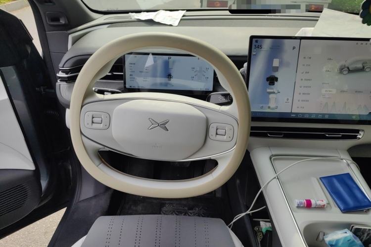 Used XPeng G6 2025 625 Long-Range Max Tech Edition Steering Wheel