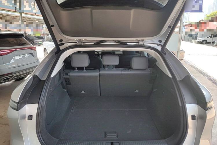 Used XPeng G6 2025 625 Long-Range Max Flagship Edition Trunk