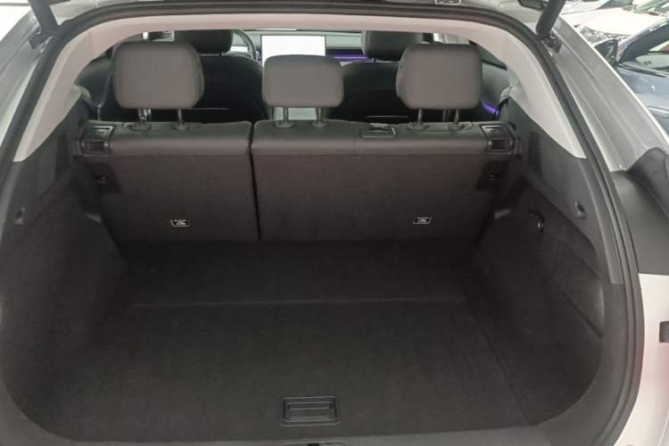 Used XPeng G6 2025 625 Long-Range Max Tech Edition Trunk