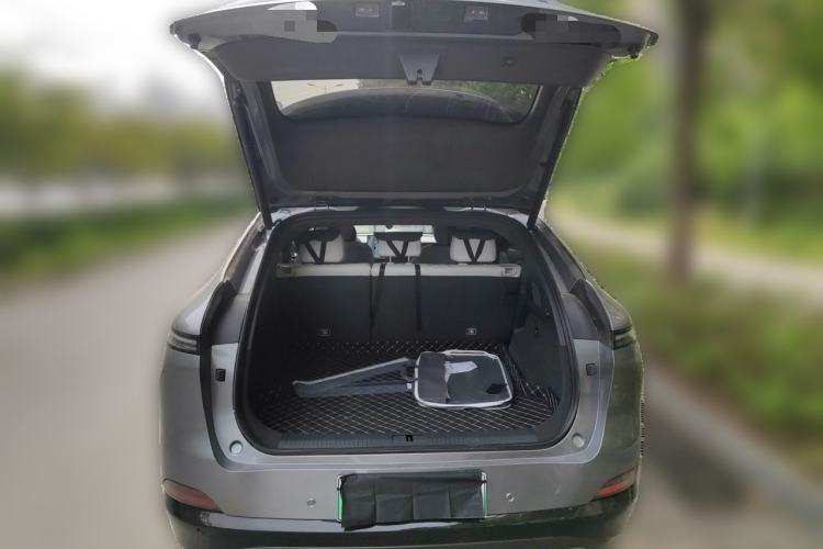 Used XPeng G6 2025 625 Long-Range Max Tech Edition Trunk