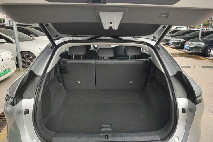 Used XPeng G6 2025 625 Long-Range Max Flagship Edition Trunk