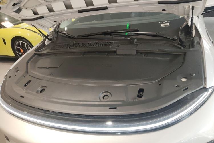 Used XPeng G6 2025 625 Long-Range Max Flagship Edition Engine Bay