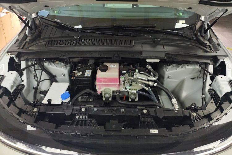 Used XPeng G6 2025 625 Long-Range Max Tech Edition Engine Bay