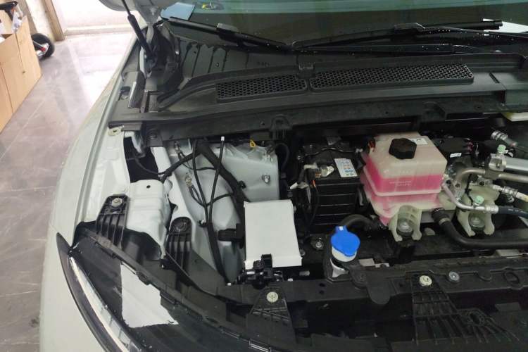 Used XPeng G6 2025 625 Long-Range Max Tech Edition Engine Bay Right