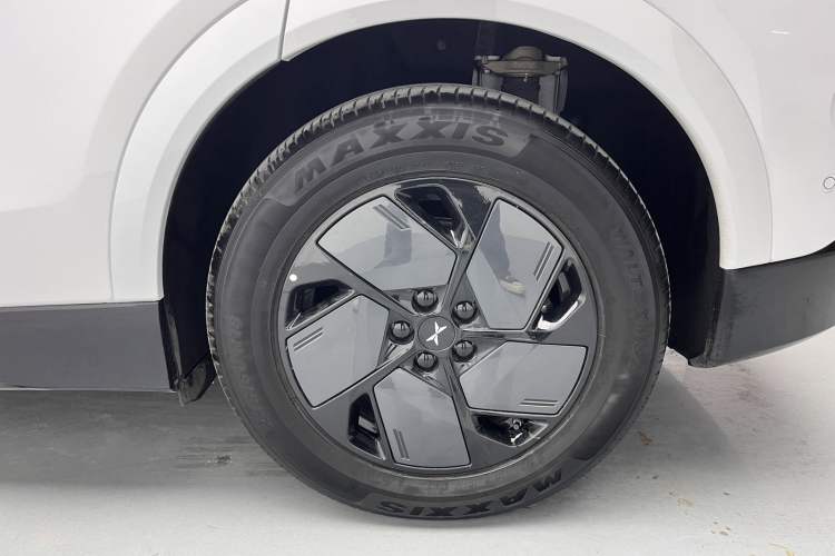 Used XPeng G6 2025 625 Long-Range Max Flagship Edition Exterior 7