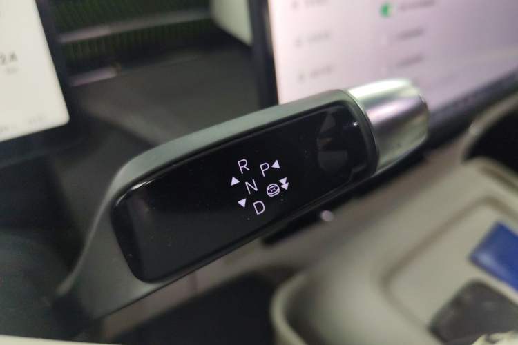 Used XPeng G6 2025 625 Long-Range Max Tech Edition Gear Lever
