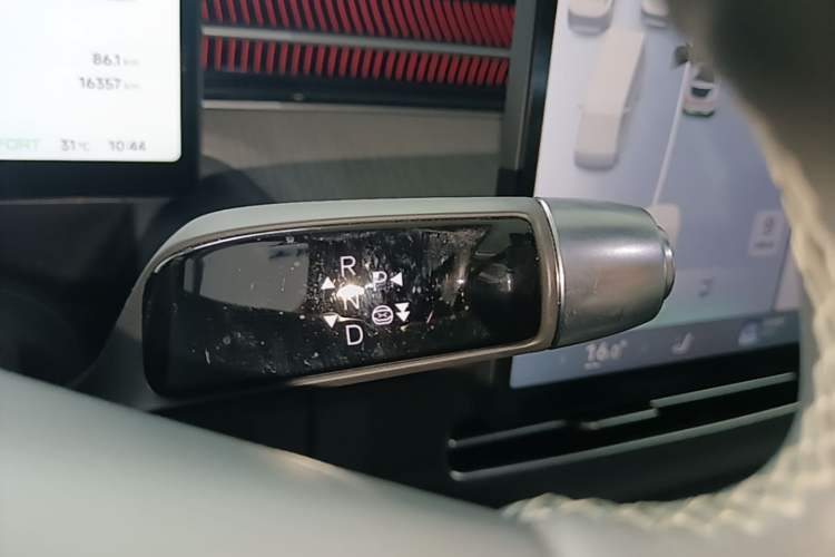 Used XPeng G6 2025 625 Long-Range Max Flagship Edition Gear Lever