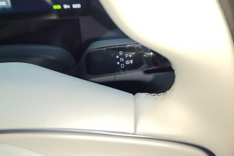 Used XPeng G6 2025 625 Long-Range Max Tech Edition Gear Lever