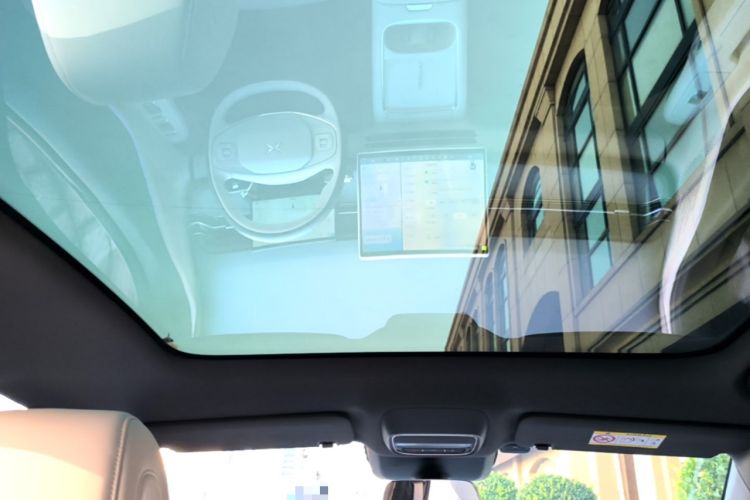 Used XPeng G6 2025 625 Long-Range Max Tech Edition Headliner