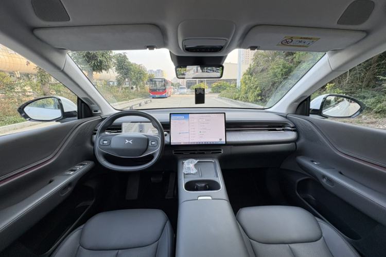 Used XPeng G6 2025 625 Long-Range Max Flagship Edition Interior 1