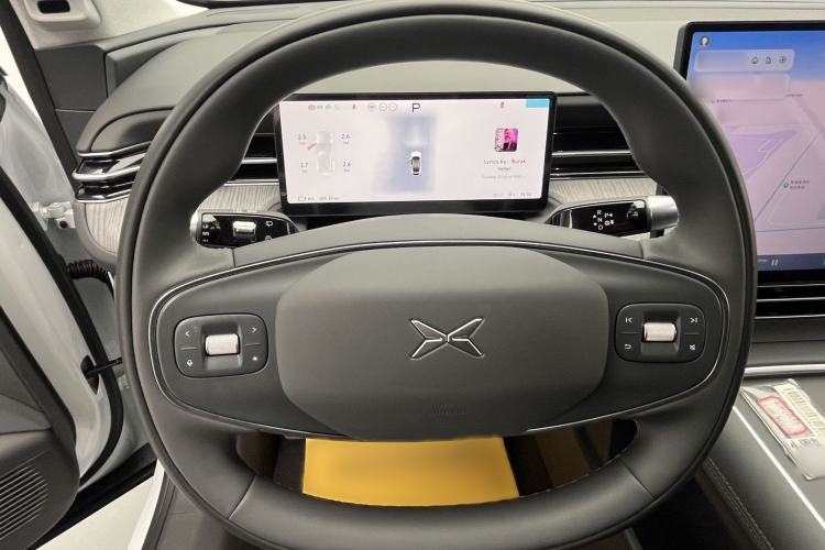 Used XPeng G6 2025 625 Long-Range Max Flagship Edition Interior 1