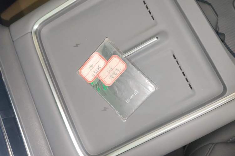 Used XPeng G6 2025 625 Long-Range Max Flagship Edition Interior 1