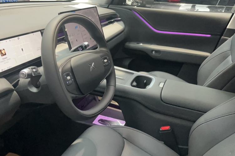Used XPeng G6 2025 625 Long-Range Max Tech Edition Interior 11
