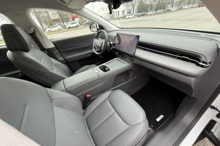 Used XPeng G6 2025 625 Long-Range Max Flagship Edition Interior 12