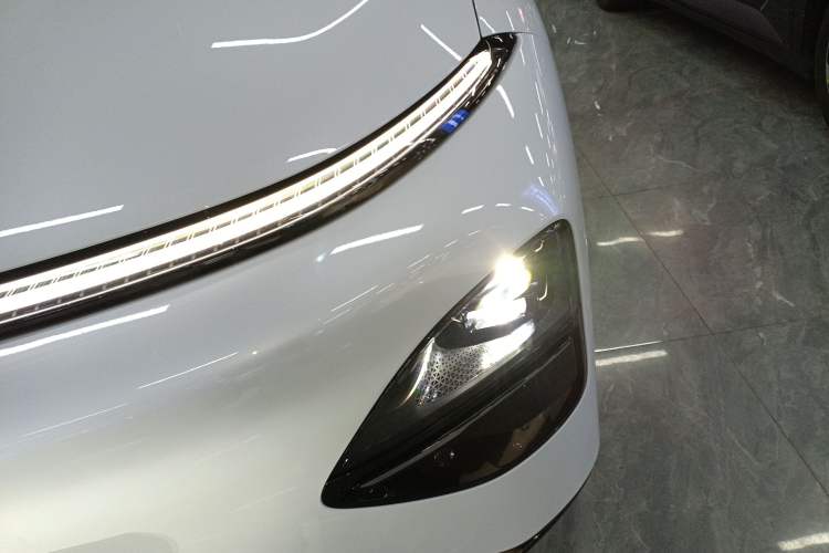 Used XPeng G6 2025 625 Long-Range Max Flagship Edition Left Front Headlight