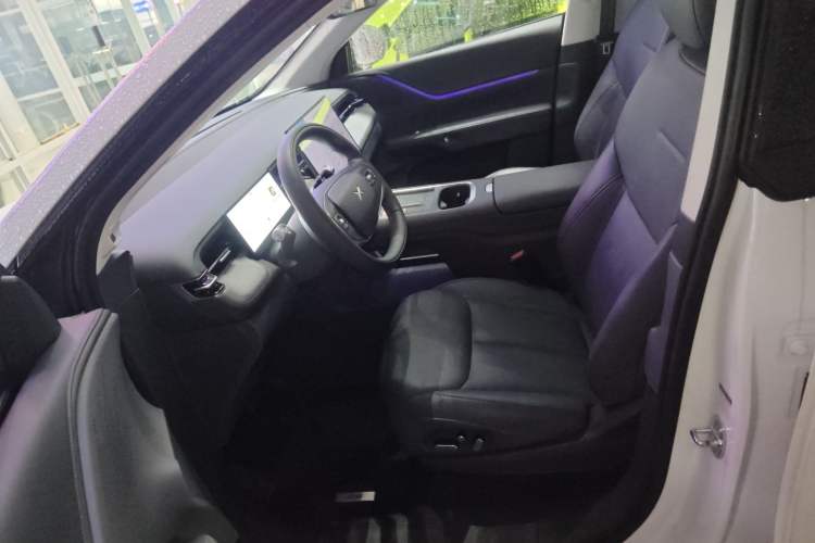 Used XPeng G6 2025 625 Long-Range Max Flagship Edition Left Front Seat