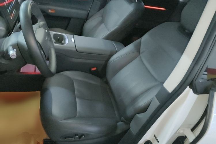 Used XPeng G6 2025 625 Long-Range Max Flagship Edition Left Front Seat
