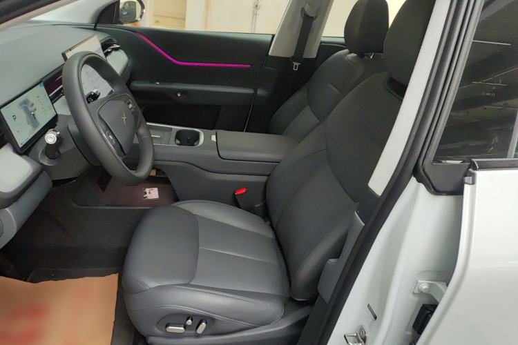 Used XPeng G6 2025 625 Long-Range Max Flagship Edition Left Front Seat