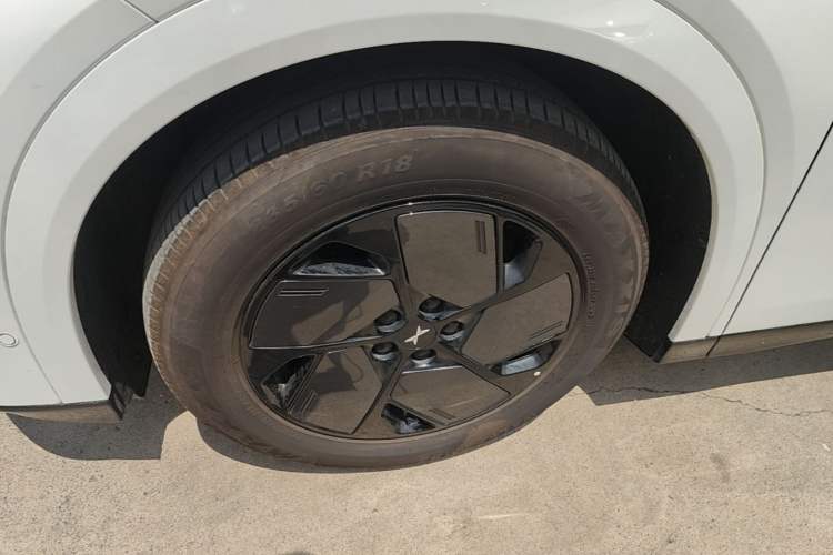 Used XPeng G6 2025 625 Long-Range Max Tech Edition Left Front Wheel Hub