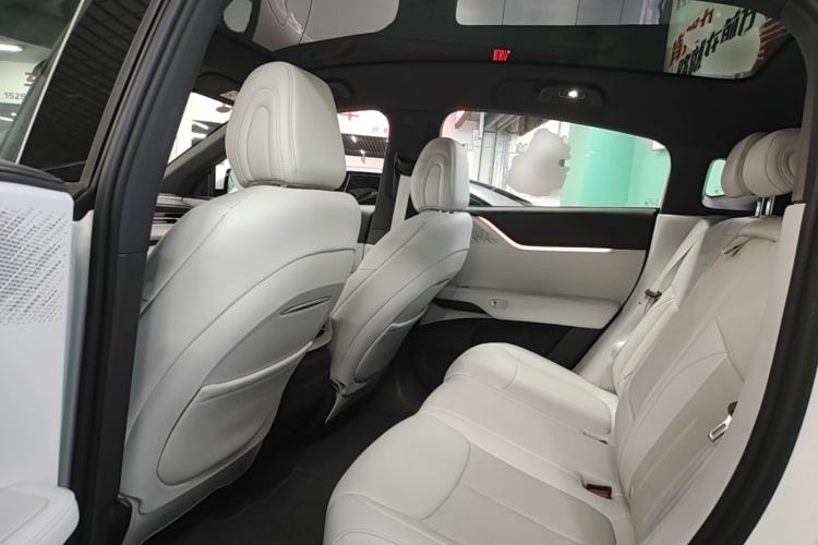 Used XPeng G6 2025 625 Long-Range Max Tech Edition Left Rear Seat