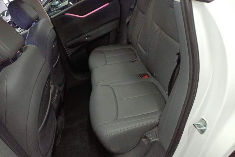 Used XPeng G6 2025 625 Long-Range Max Flagship Edition Left Rear Seat