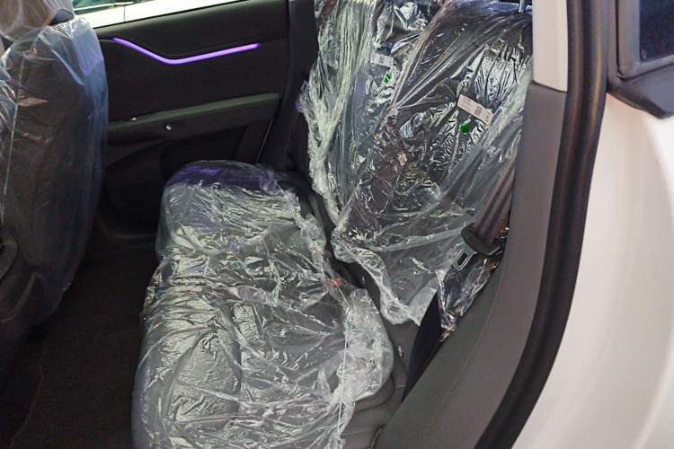 Used XPeng G6 2025 625 Long-Range Max Tech Edition Left Rear Seat